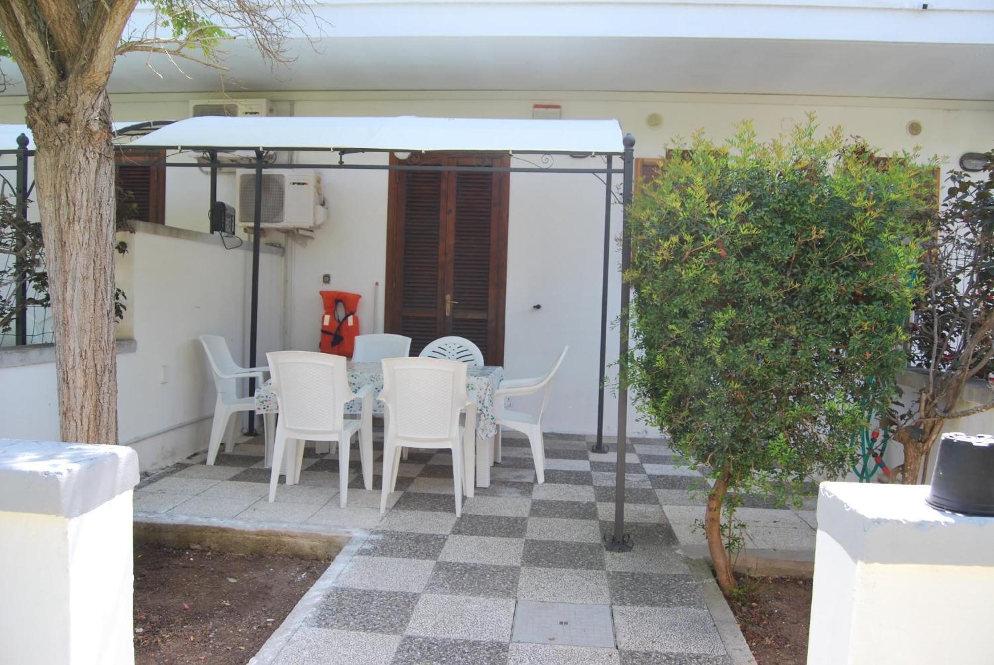 Residence Borgo Latino- Localo Torre dell'Orso Exterior photo