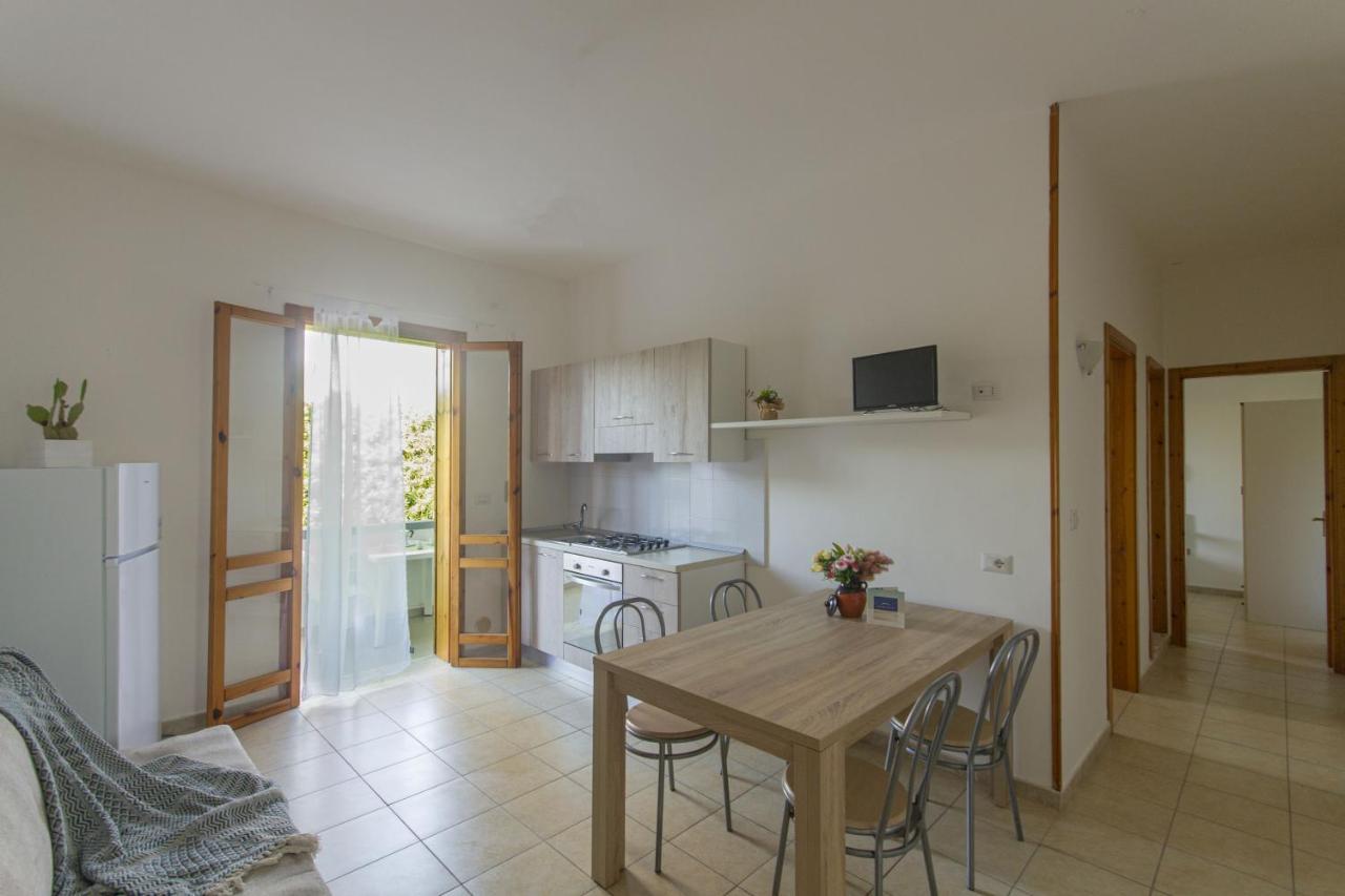 Residence Borgo Latino- Localo Torre dell'Orso Exterior photo